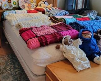 Many BEAUTIFUL hand croched afghans.
Several were PRIZE WINNING!!!