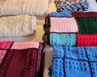 Many BEAUTIFUL hand knitted afghans. 
Several were PRIZE WINNING!😊