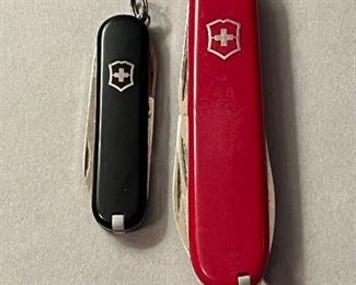 Swiss Army Knives 