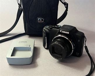 Canon PowerShot SX170 IS  Digital Camera Black with Battery Charger 