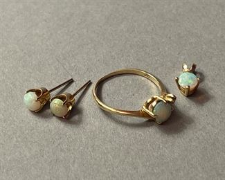 14K Gold and Opal Ring, Earrings and Pendant Set