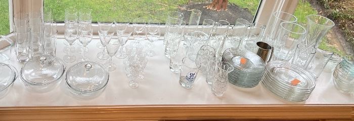 Assorted Glassware 