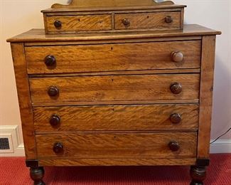 Antique Chest of Drawers 