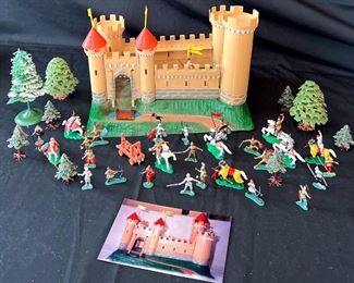Plastic Toy Castle And Military Figurines