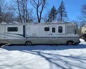 10,00.00 
Pre-selling 