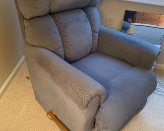 2110-8 $250 La-Z-Boy ROCKER Recliner, Lt Blue (BR) in great condition, one mark across back cushion. There are 2 of these.   Smoke and pet free  home.  32w 33d 39h back,  20d 20w 17h seat
