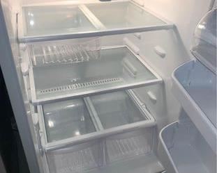 35-100 $300 Frigidaire 20.5 cf FRT21FS5A frost-proof refrigerator freezer.   See last pics for all features and dimensions.  S/N LA13402344. 
