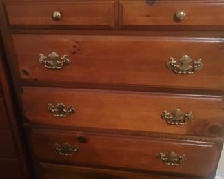 Chest of drawers