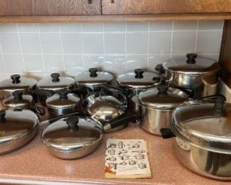 Large Vintage Revere Pot Pan Set