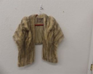 Vintage 1950s-1960s Arnold Constable Fifth Avenue Fur Stole