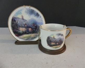 Vintage Thomas Kinkade-Painter of Light "Moonlight Cottage" Teleflora Gift Cup & Saucer Set with Display