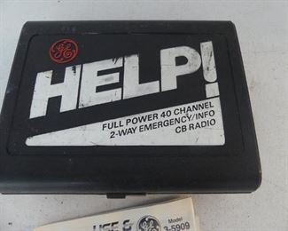 GE 40 Channel 2-Way Emergency/Info CB Radio Model #3-5909 in Case