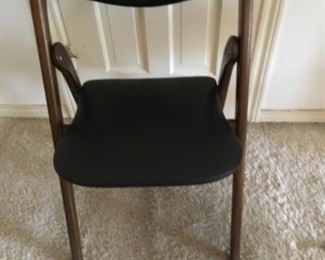 Wonderfold Black Leather - set of four 