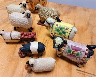 Figurines. Teresa Kogut