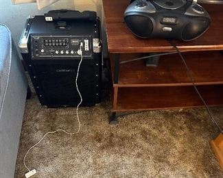 karaoke machine /doubles as amp