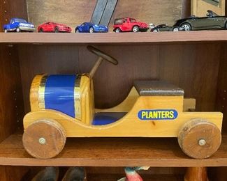 Planters Peanuts vintage car