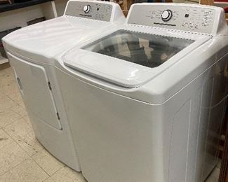 Washer & Dryer - relatively new