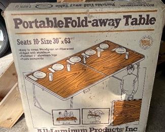Never used vintage picnic folding table 