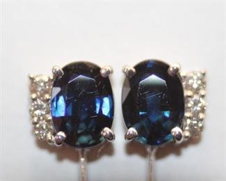 SAPPHIRE EARRINGS .16CT DIAMOND 2.05CT SAPPHIRE

https://www.liveauctioneers.com/item/147048279_sapphire-earrings-16ct-diamond-205ct-sapphire