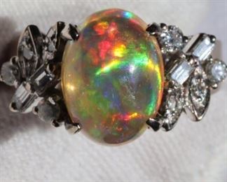 OPAL RING DIAMOND 18K WHITE GOLD OPAL O2.14CT D.30

https://www.liveauctioneers.com/item/147048331_opal-ring-diamond-18k-white-gold-opal-o214ct-d30