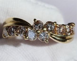 DIAMOND RING 18K YELLOW GOLD NATURAL D1.08CTW FLOWER ESTATE JEWELRY GEMSTONE

https://www.liveauctioneers.com/item/147198638_diamond-ring-18k-yellow-gold-natural-d108ctw-flower-estate-jewelry-gemstone