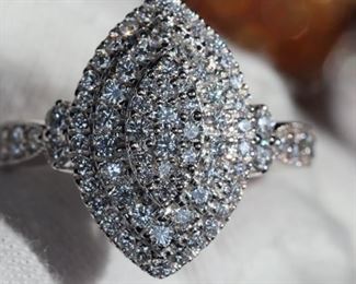 DIAMOND RING PLATINUM PT950 NATURAL E-F VS D1.00CTW RHAPSODY


https://www.liveauctioneers.com/item/147198636_diamond-ring-platinum-pt950-natural-e-f-vs-d100ctw-rhapsody