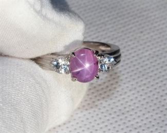 PINK STAR SAPPHIRE RING NATURAL SP1.88CT SW.65CT

https://www.liveauctioneers.com/item/147048265_pink-star-sapphire-ring-natural-sp188ct-sw65ct