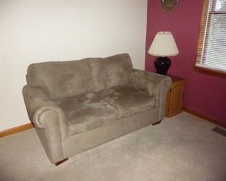 loveseat