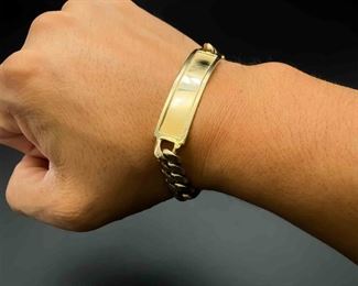 Men's Figaro Link Engravable Curved ID Link Bracelet in 14k Yellow Gold