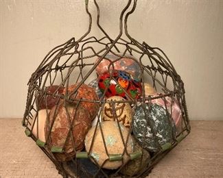 Wire basket