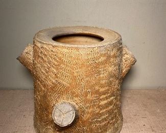Byrd stump pot or gazing ball holder