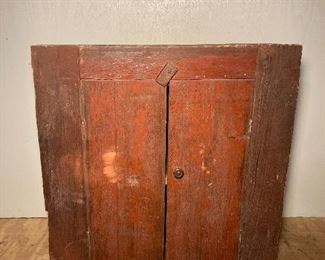 Small hanging corner cabinet