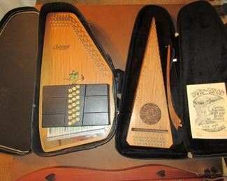 Vintage Oscar-Smith Auto-Harp and Bowed Psaltry