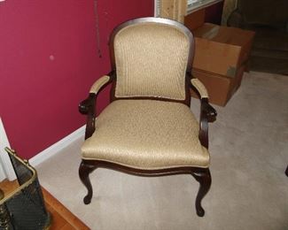LR Arm Chair