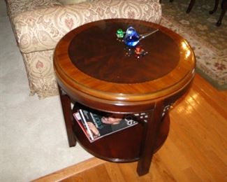 Drexel Asian Style Drum Table