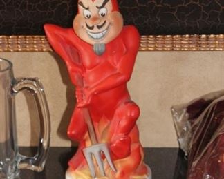 Sun Devil Decanter from ASU - vintage and collectible! Caution - The head comes off very easily, be careful when handling!