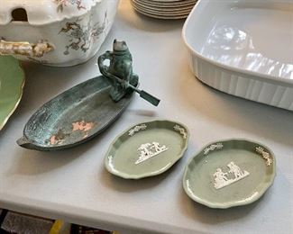Wedgwood trinket plates, STI Frog dish
