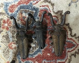 Cast iron beetle boot pulls