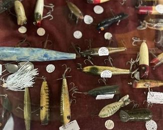 Antique fishing lures