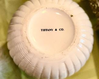Vintage Tiffany & Co. basket weave ribbed melon ball bud vase ( Bottom markings)