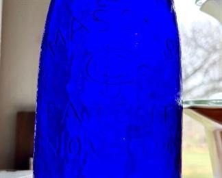 Reproduction 1 1/2 qt. Mason's cobalt blue canning jar, excellent condition and color