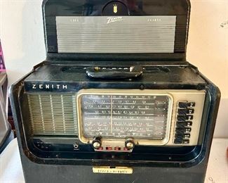 Zenith Trans-Oceanic short-wave radio w/ instruction book and log book, Model A600
