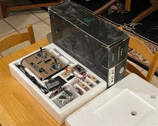 VINTAGE FUTABA FP-T6 EN RADIO CONTROLLER