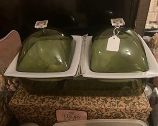 Mid-Century Server (plastic)