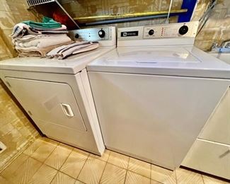 14. Maytag Washer & Dryer Set