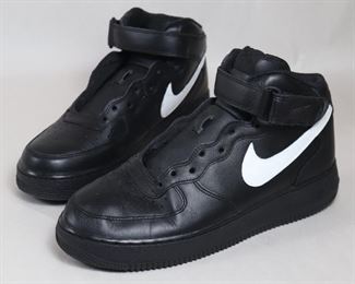 099 Nike Air Force 1 Size 9 Without Laces