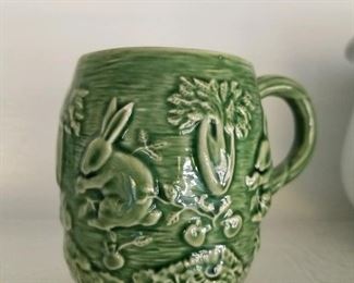 Vintage BORDALLO PINHEIRO Rabbit Green mug