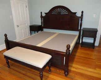 King Size Bedroom Set by Liberty