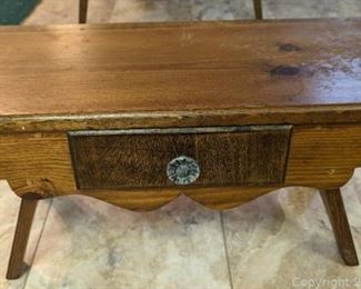 Country Style Wood Bench with Drawer