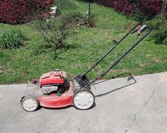 Troy Bilt 21in Cutting Width Lawn Mower